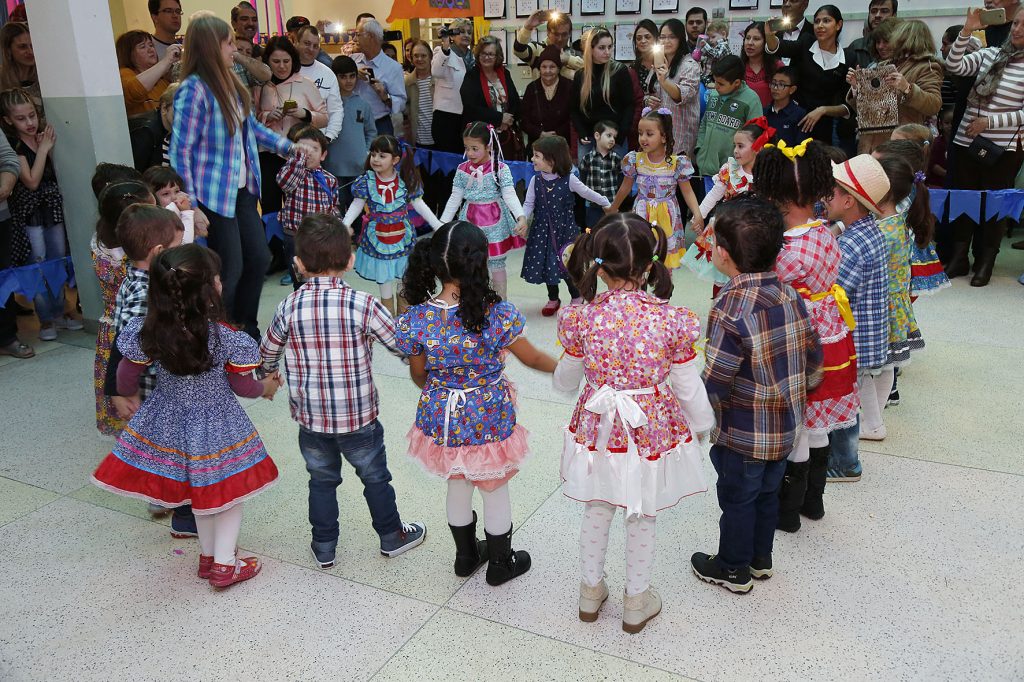 Escolas de São Caetano promovem festa junina neste sábado