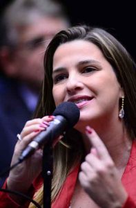 Pr Expulsa Deputada Clarissa Garotinho Filha Do Ex Governador Anthony