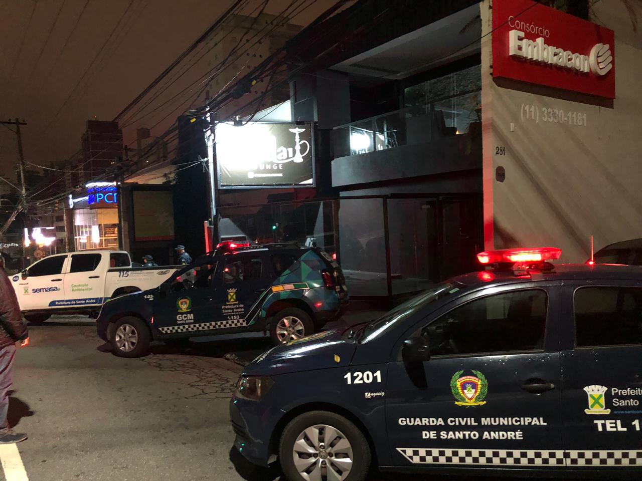 Casa noturna é lacrada na rua das Figueiras, em Santo André