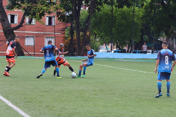 Copa Diadema de Futebol realiza jogos no sábado e no domingo - Prefeitura  de Diadema