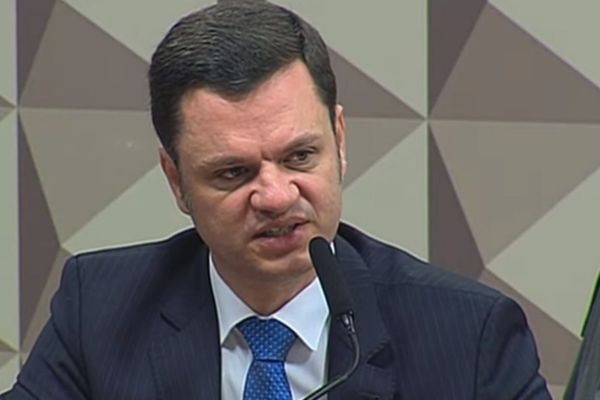 Basília: Anderson Torres vai falar em depoimento à CPMI do 8 de janeiro,  afirma defesa