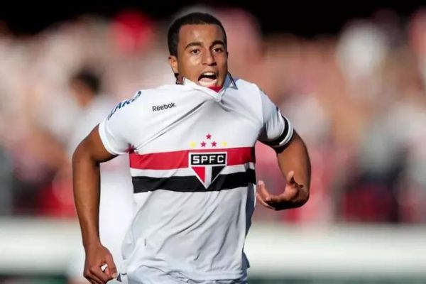 Lucas Moura e Rafinha não treinam e são dúvidas do São Paulo para último  jogo