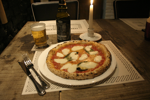 Château de Jane: Grazie Napoli - Pizzaria napolitana de verdade